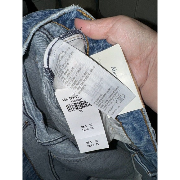 Abercrombie & Fitch High Rise The Mom Short Cut Off Size 34/18 - Picture 7 of 7